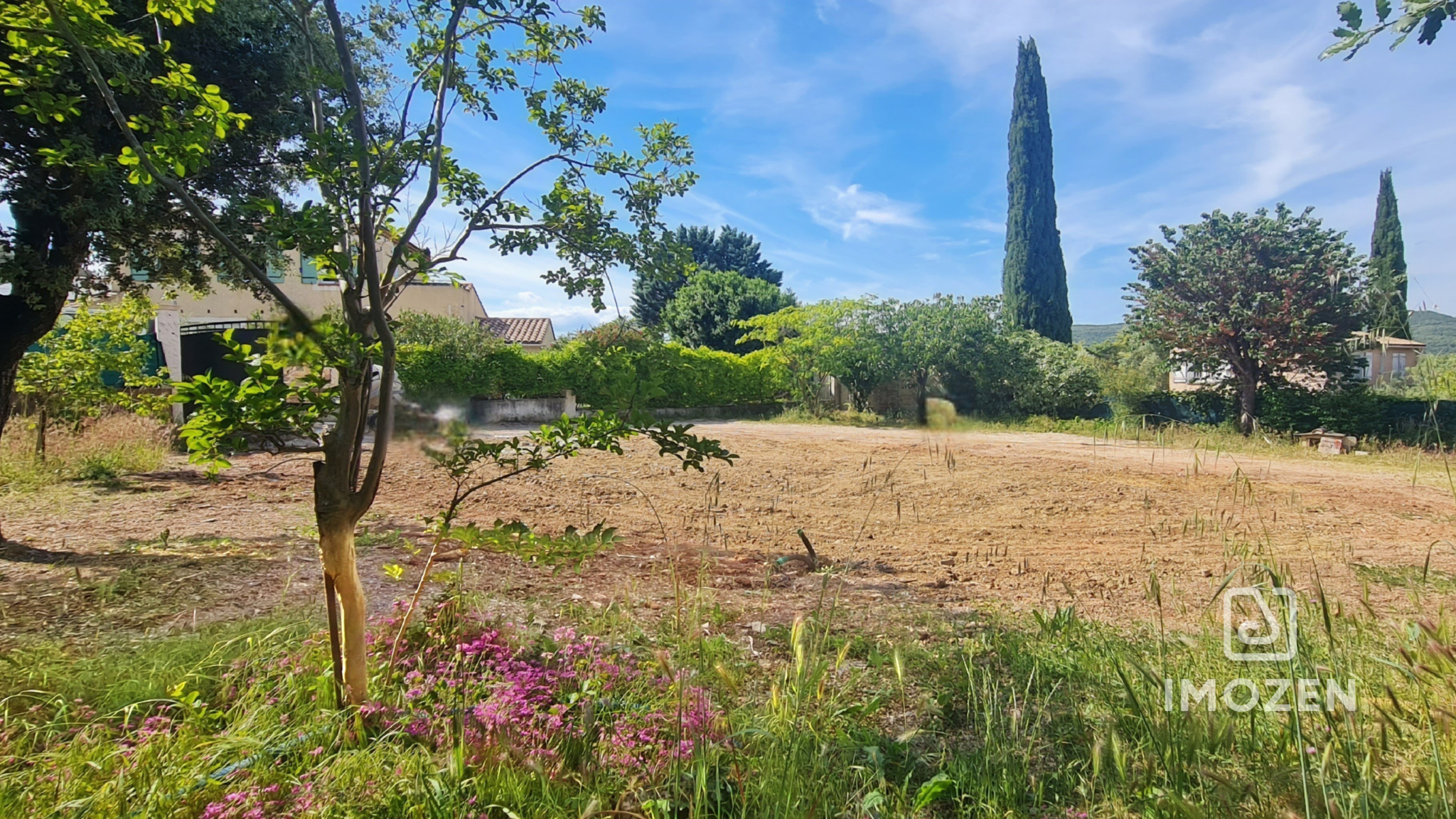 Terrain à batir 655m2 – Libre constructeur (Réf : ENVTE190001372)