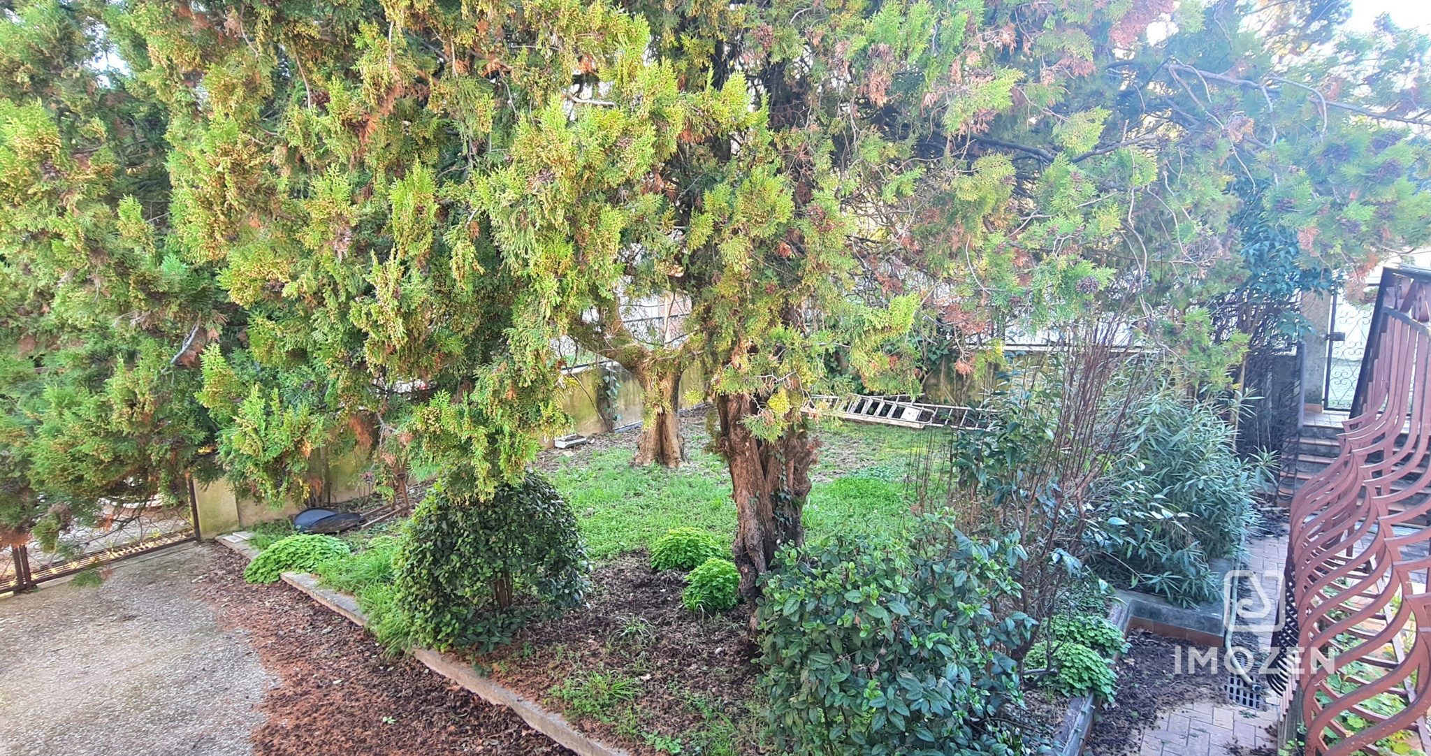 Maison T5 de 174 m2 Carrez – 327m2 de terrain