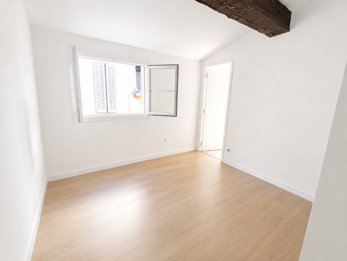 À louer Grand T2 meublé de 53 m2 Toulon Centre
