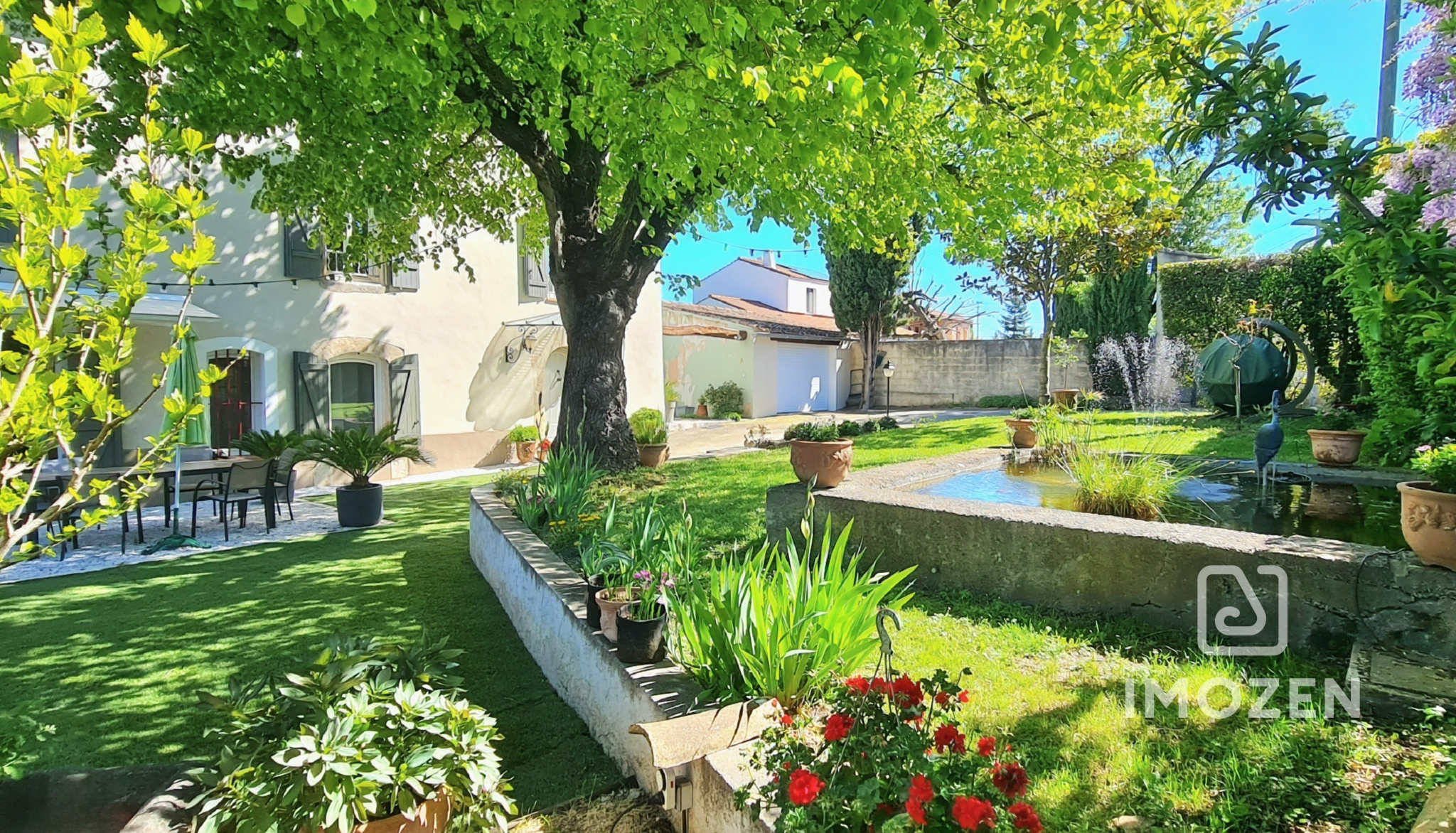 Maison de charme à Brignoles 180 m2 habitables sur 1437 m2 d