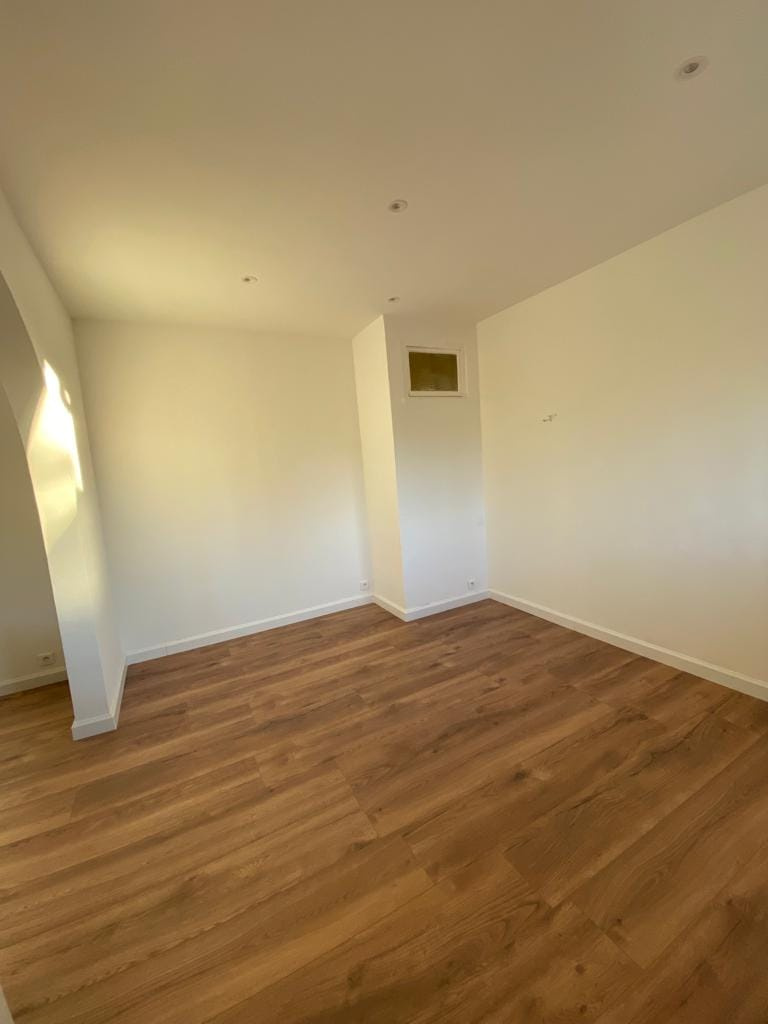 Appartement 4 pièces 70 m2 Toulon Ouest 83200